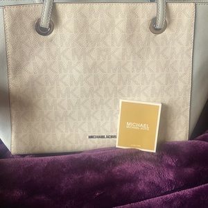 Michael kors bag